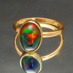 złoty pierścionek z bajkowym opalem szlachetnym - Pierścionki - Biżuteria