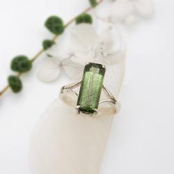 piękny zielony kamień perydot srebrny pierścionek - Pierścionki - Biżuteria