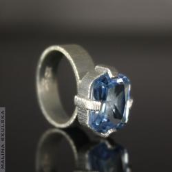 Koktajlowy pierścień nowoczesny,minimalistyczny - Pierścionki - Biżuteria