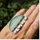 Pierścionki pierścionek z zielonymi kamieniami