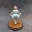 Ceramika i szkło porcelanowa lalka,porcelanowa figurka,dziewczynka