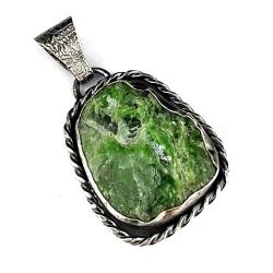 chromodiopsyd,srebrny pierścionek zielony kamień - Wisiory - Biżuteria