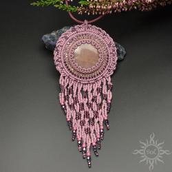 różowy naszyjnik z frędzlami,rodonit,mandala - Wisiory - Biżuteria