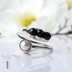 pierścionek srebrny,perła słodkowodna,spinele - Pierścionki - Biżuteria