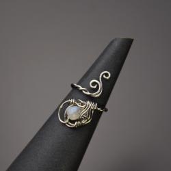 pierścionek,kamień księżycowy,wire wrapping - Pierścionki - Biżuteria