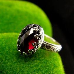nehesi,pierścień,srebrny,srebra,granatem - Pierścionki - Biżuteria