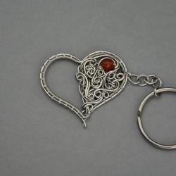 Breloczek,brelok,wire wrapping,serce,karneol - Breloki - Biżuteria