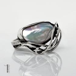 pierścionek srebrny,perła biwa,metalolastyka - Pierścionki - Biżuteria