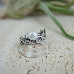 srebrny pierścionek z perłą,morskie inspiracje - Pierścionki - Biżuteria