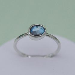 Omerta,pierścionek srebrny,topaz london Blue - Pierścionki - Biżuteria