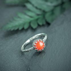 elegancki,delikatny pierścionek z koralem,ozdobny - Pierścionki - Biżuteria