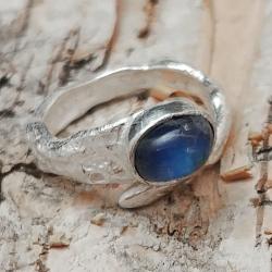 błękitny pierścionek z kamieniem księżycowym - Pierścionki - Biżuteria
