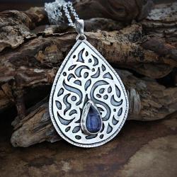 srebrny,wisior,z tanzanitem,z ornamentem - Naszyjniki - Biżuteria