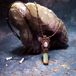 naszyjnik pleciony,makramowy,kamienie naturalne - Wisiory - Biżuteria