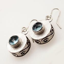 srebrne kolczyki z blue topazem - Kolczyki - Biżuteria