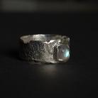 Pierścionki pierścienie surowe brutalistyczne srebro labradory