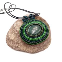 naszyjnik zielony,haft koralikowy - Naszyjniki - Biżuteria