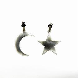 Księżyc i gwiazda kolczyki srebrne oksydowane - Kolczyki - Biżuteria